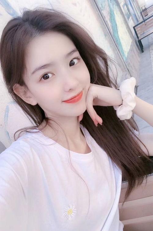 女网红最新爆料图片大全,图片大全揭秘幕后真相！”