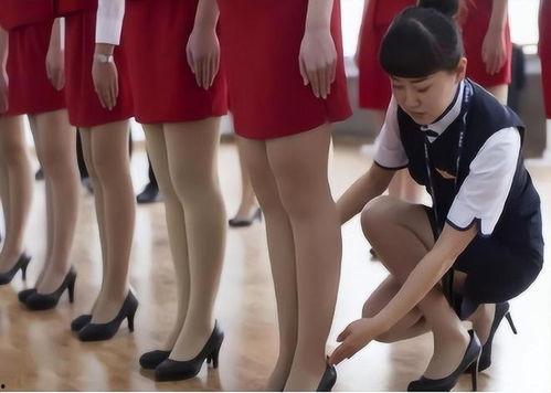 空姐的丝袜脚心图片,空姐优雅魅力的瞬间捕捉