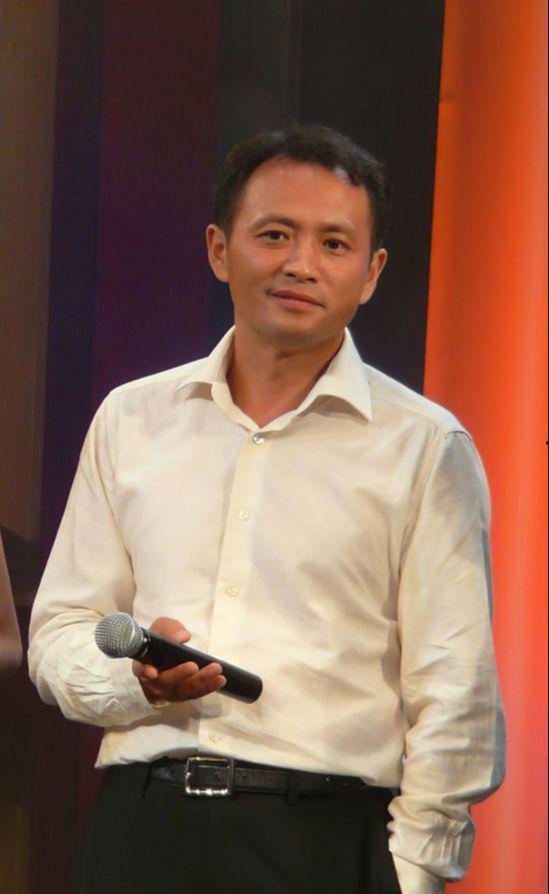 王茜的老公是丁志诚吗,揭秘夫妻档的甜蜜生活